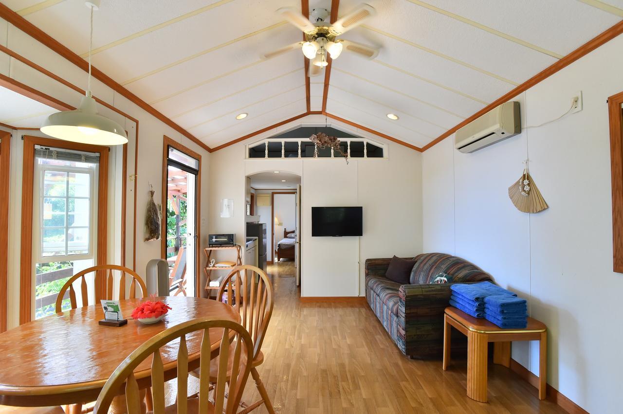 Panorama Ocean View Cottage Motobu Eksteriør billede